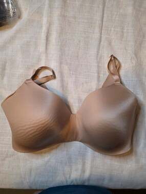 Soma Vanishing Back Wireless Bra 38D Tan